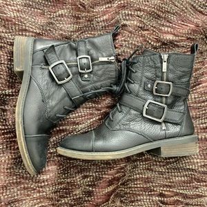 🌸 Lucky Brand Leather Combat Boots 🌸